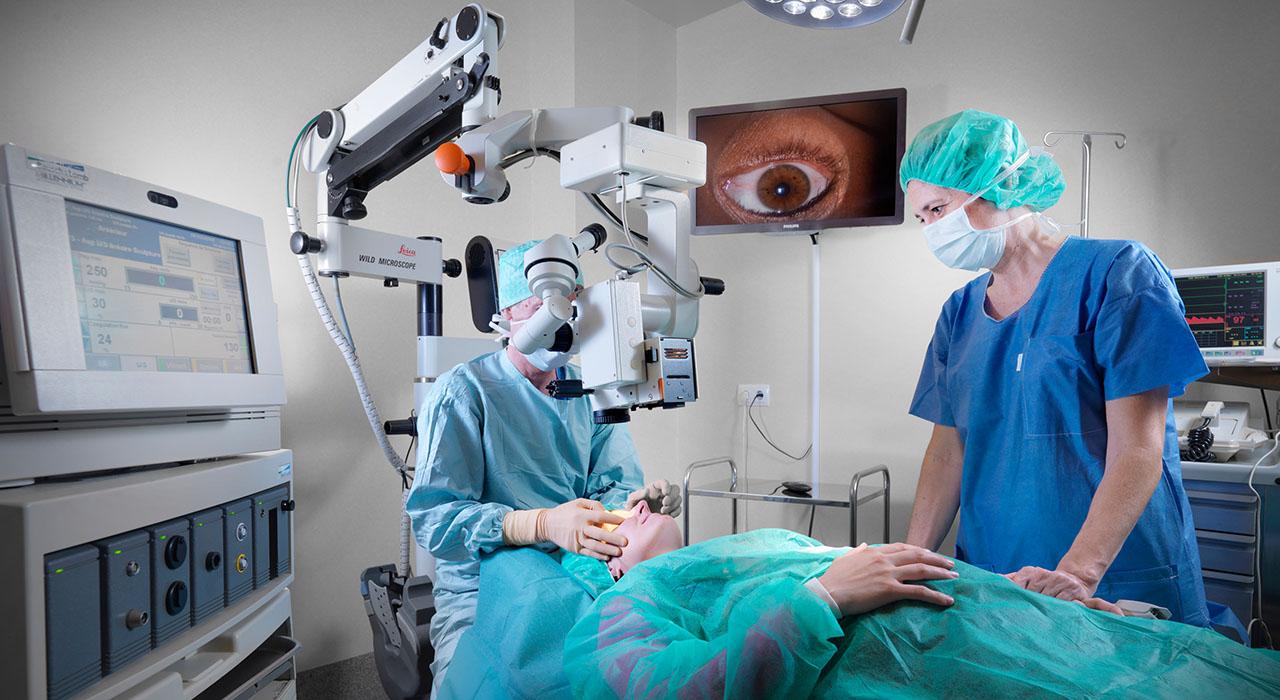 //oftalmologoensaltillo.com.mx/wp-content/uploads/2020/12/curso-cirugia-oftalmologica-enfermeria-6.jpg